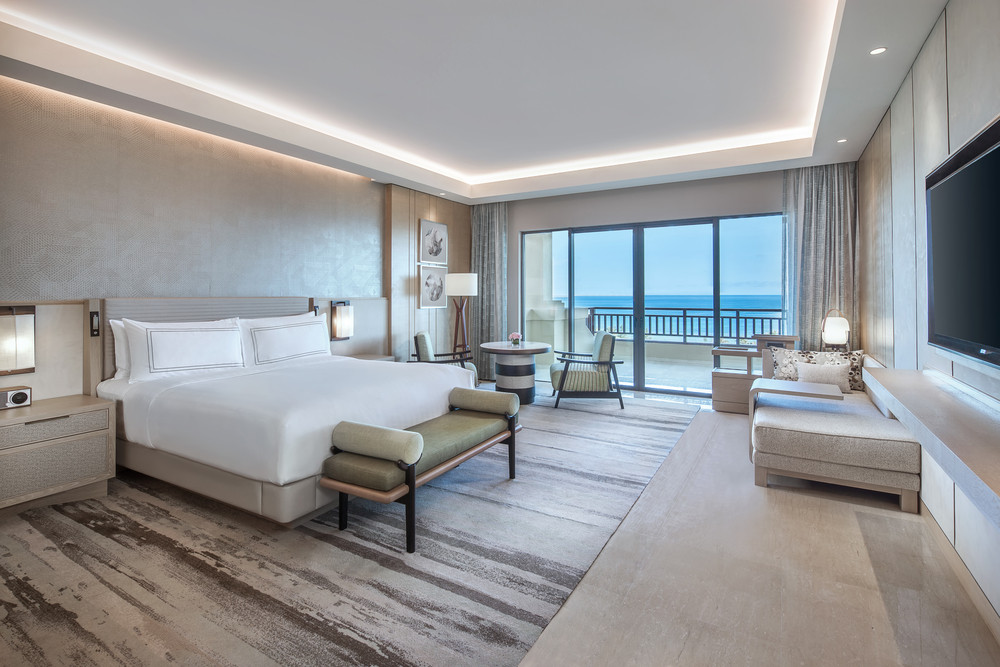 THE RITZ-CALRTON SANYA YALONG BAY
