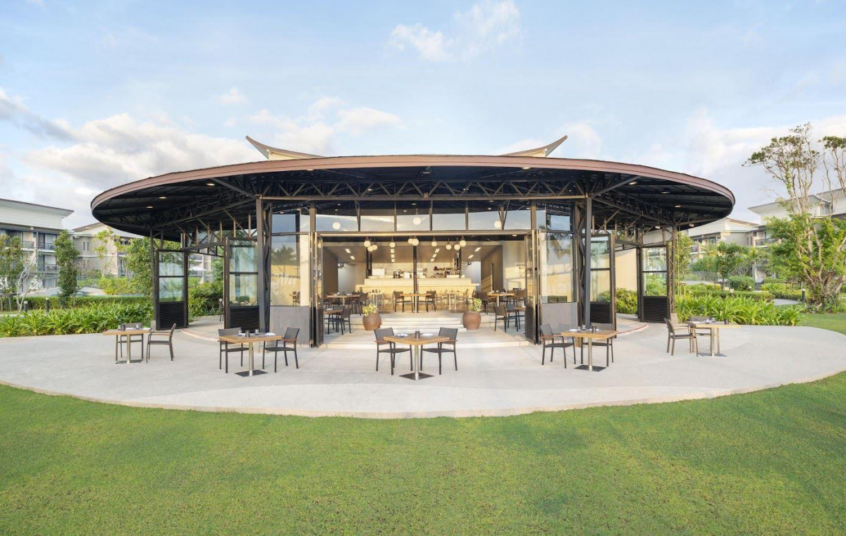 LE MERIDIEN KHAO LAK RESORT & SPA