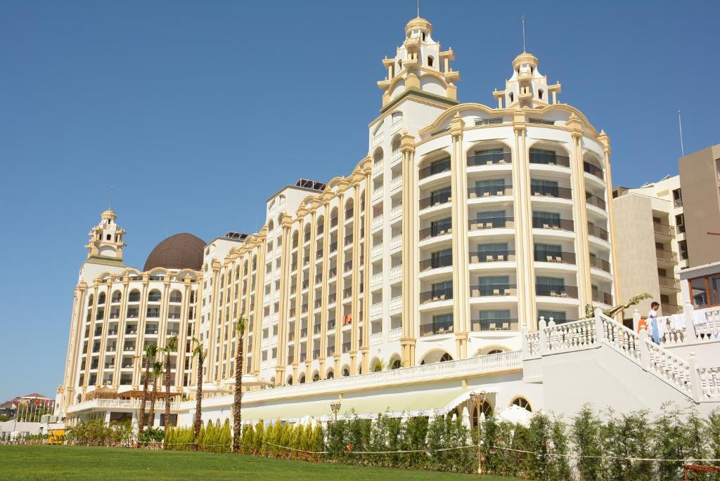 JADORE DELUXE HOTEL & SPA