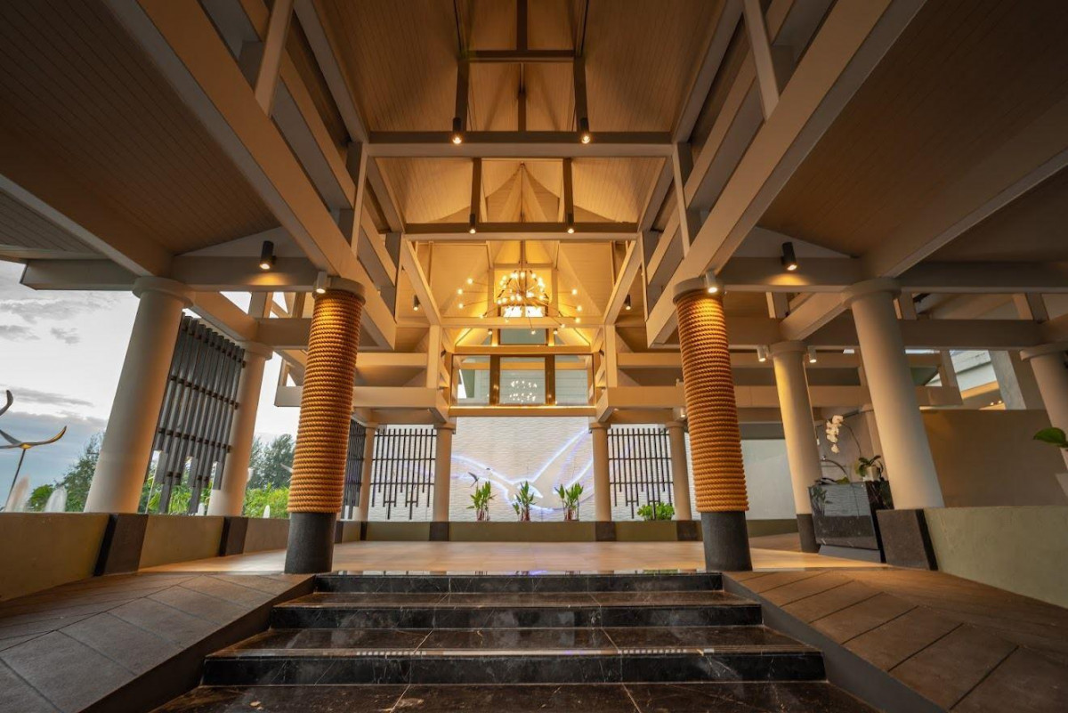 LE MERIDIEN KHAO LAK RESORT & SPA