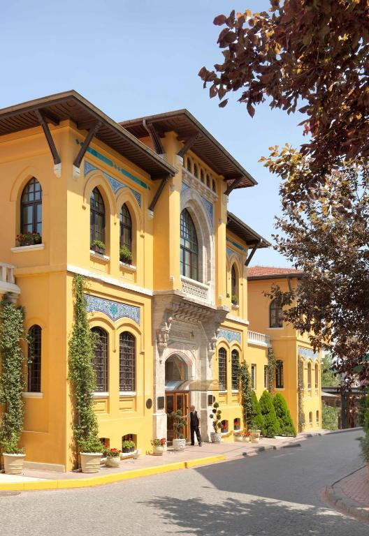 FOUR SEASONS AT SULTANAHMET