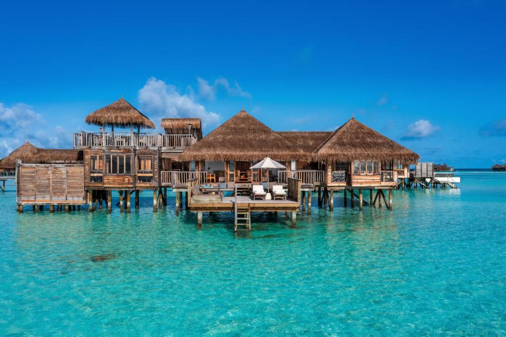 GILI LANKANFUSHI