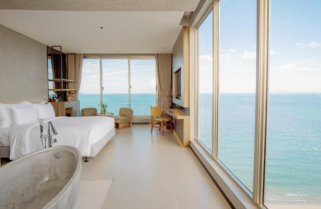 M HOTEL DANANG