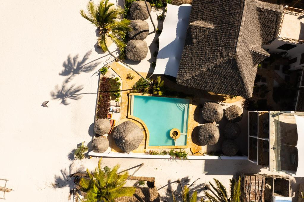 ALLADIN BEACH HOTEL & SPA