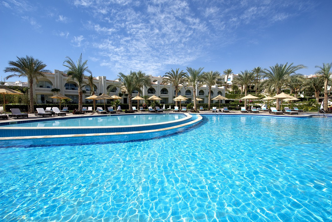 POSH CLUB BY SUNRISE GRAND SELECT MONTEMARE RESORT