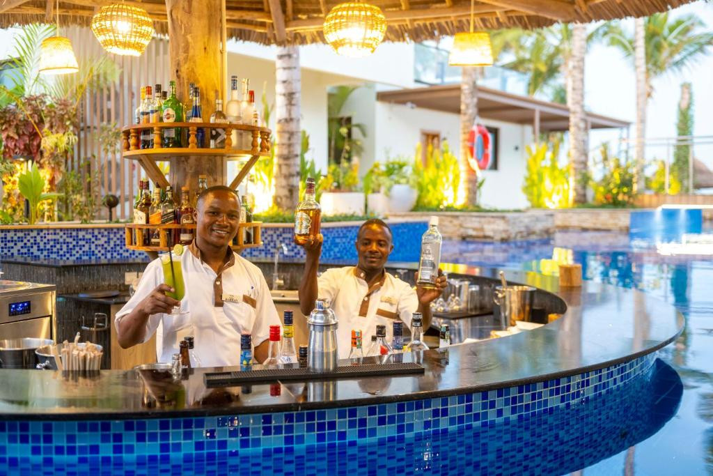 TOA HOTEL & SPA