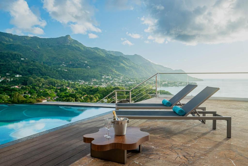 GARDENS HILL RESORT & SPA
