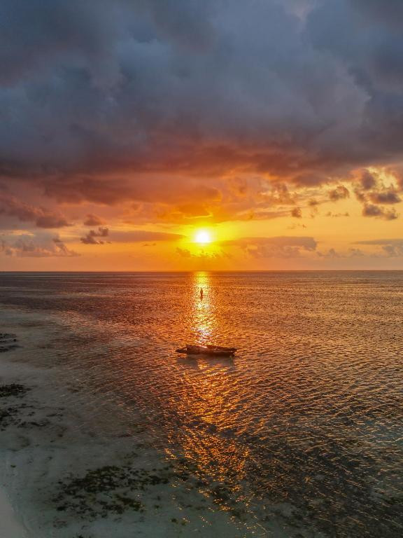 JUANA OCEAN VILLAS
