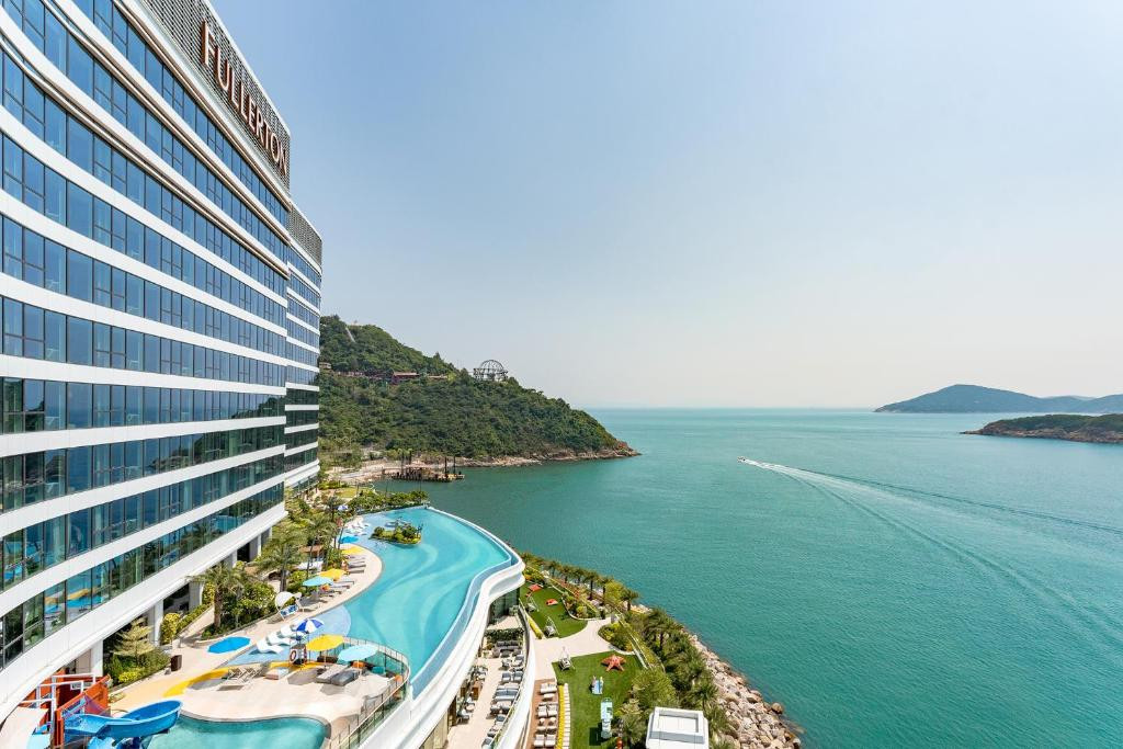 THE FULLERTON OCEAN PARK HOTEL HONG KONG