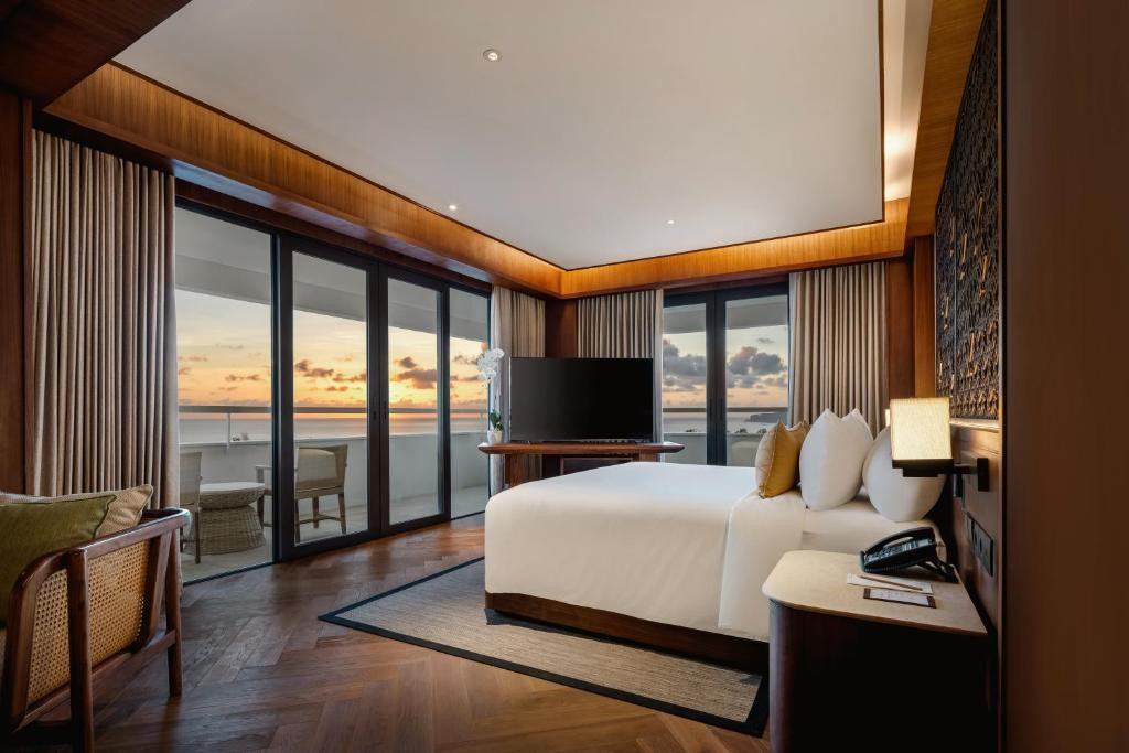 BALI BEACH HOTEL
