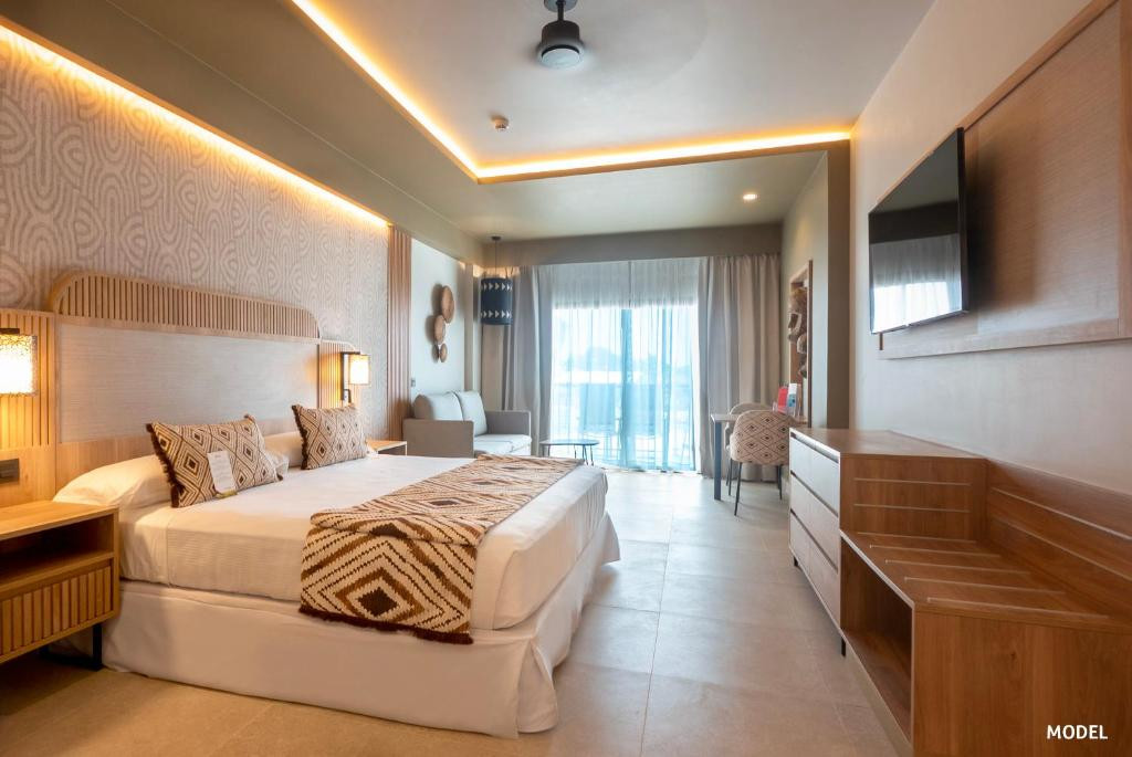 RIU PALACE SWAHILI ADULTS ONLY 18+