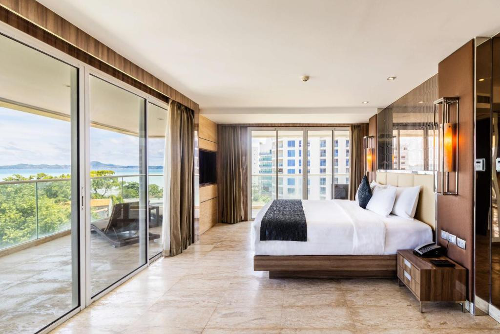 THE SANCTUARY RESORT PATTAYA BW SIGNATURE COLLECTION