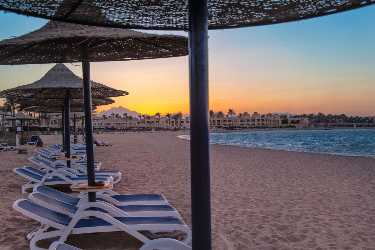 CLEOPATRA LUXURY RESORT MAKADI BAY