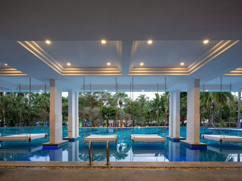 NOVOTEL RESORT SANYA BAY YATAI