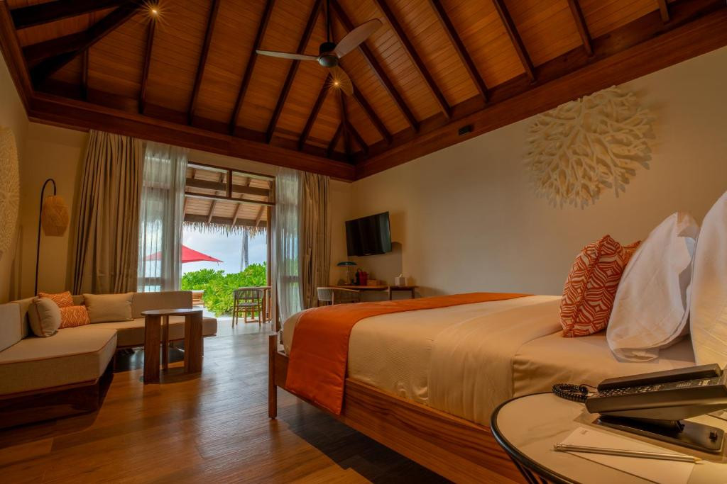 MELIA WHALE LAGOON MALDIVES