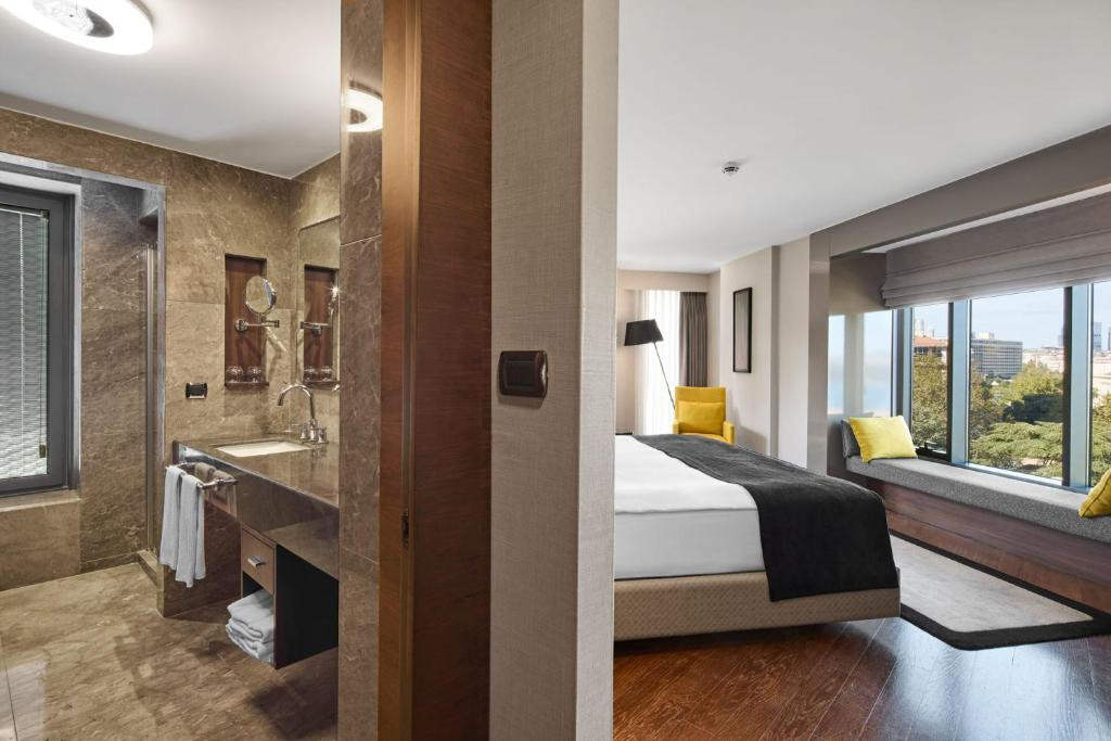 GEZI HOTEL BOSPHORUS