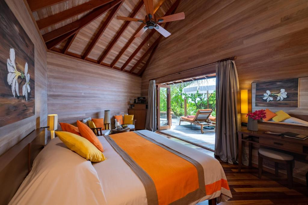 V VILLAS MALDIVES AT MIRIHI