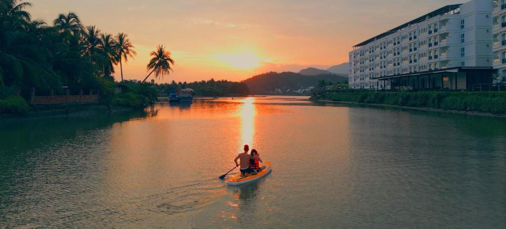 CHAMPA ISLAND NHA TRANG RESORT HOTEL & SPA