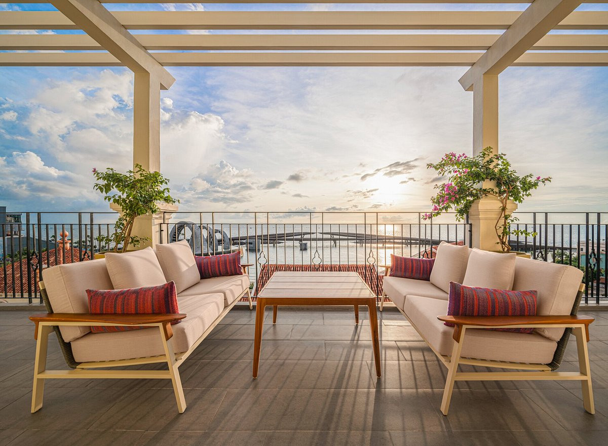 LA FESTA PHU QUOC CURIO COLLECTION BY HILTON