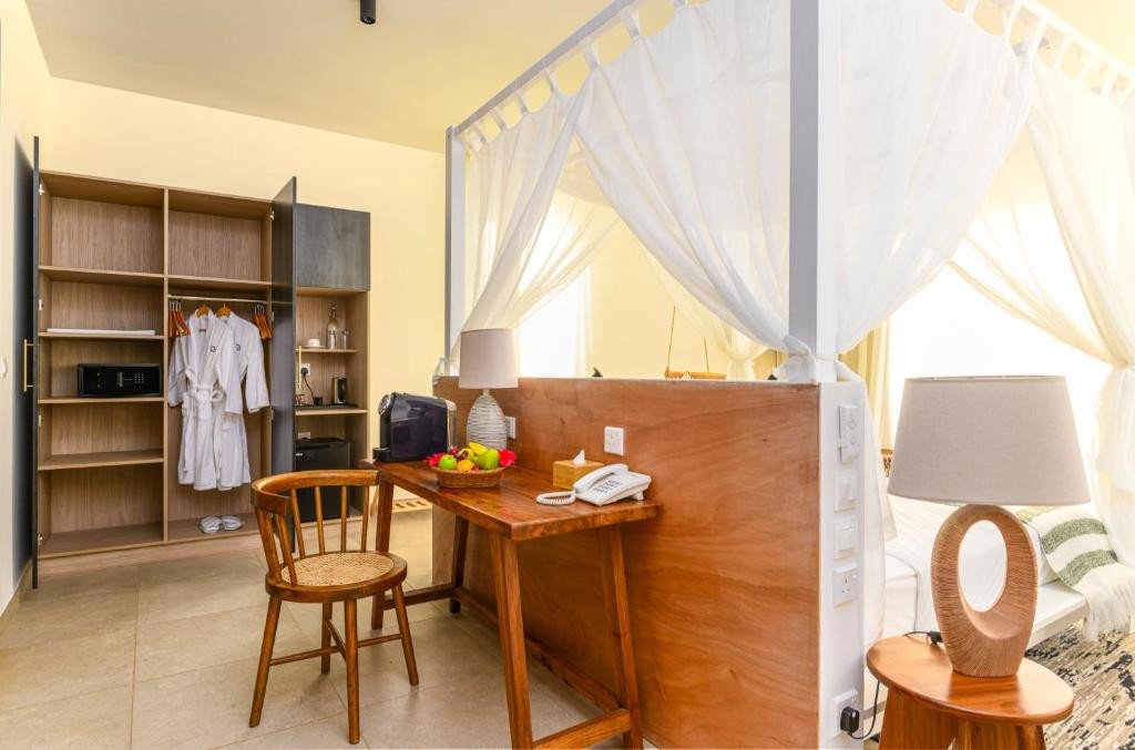 TOA HOTEL & SPA