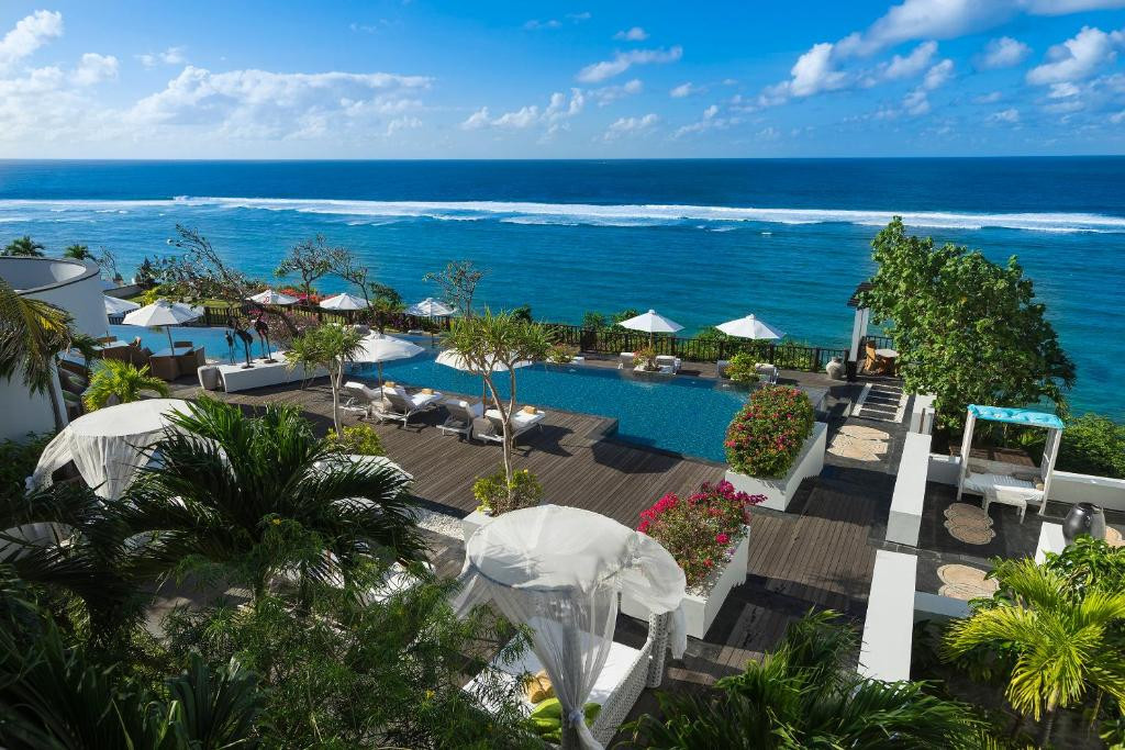 SAMABE BALI SUITES & VILLAS