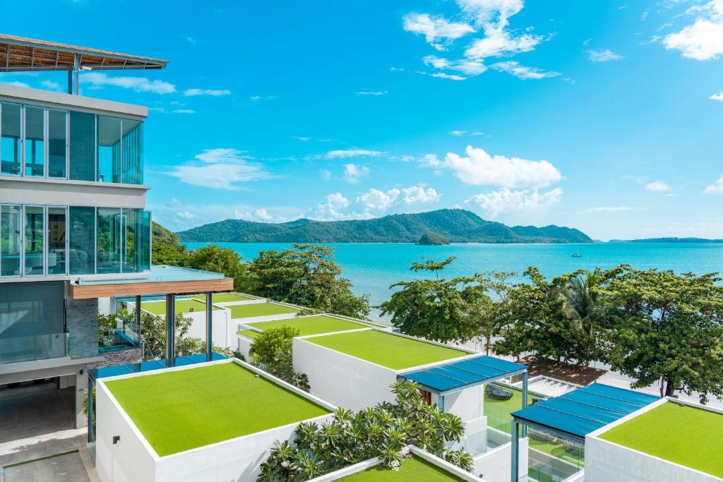 MY BEACH RESORT