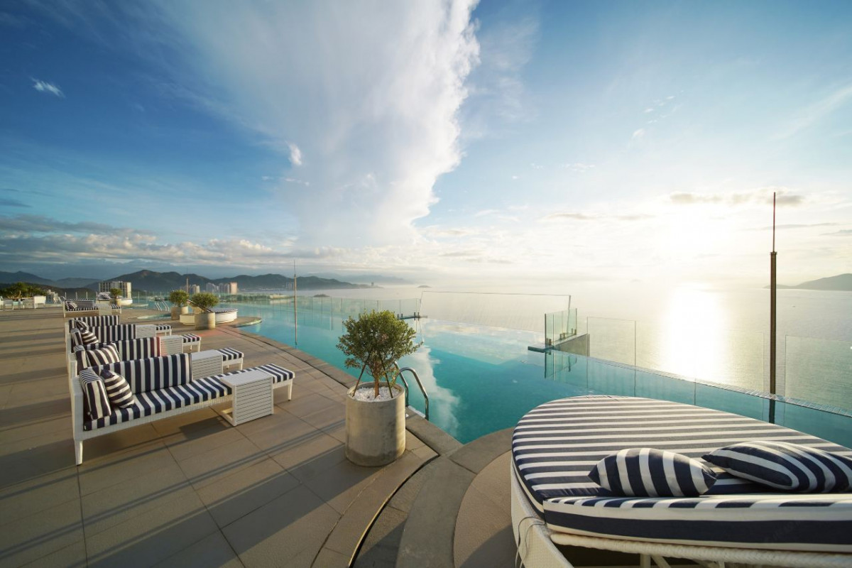 THE EMPYREAN NHA TRANG
