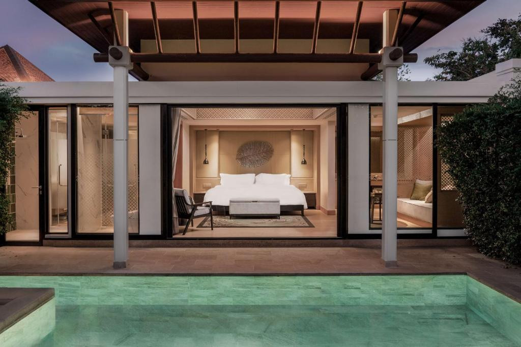 DOUBLEPOOL VILLAS BANYAN TREE