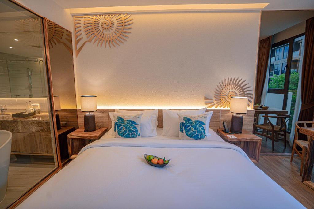 THE MARIN PHUKET