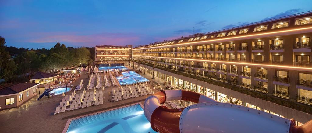 AYDINBEY QUEENS PALACE & SPA