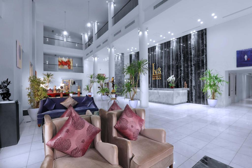 LV8 RESORT HOTEL