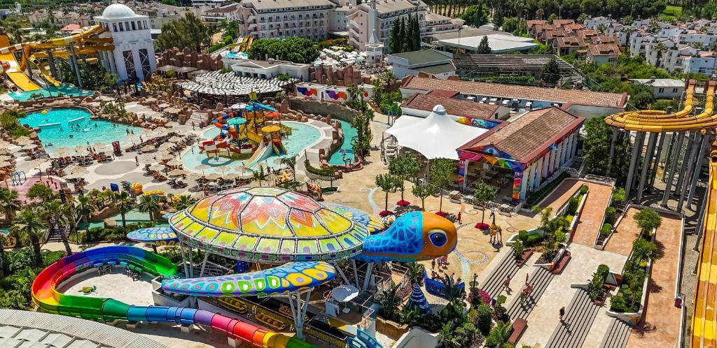 RIXOS DOWNTOWN ANTALYA THE LAND OF LEGENDS FREE ACCESS