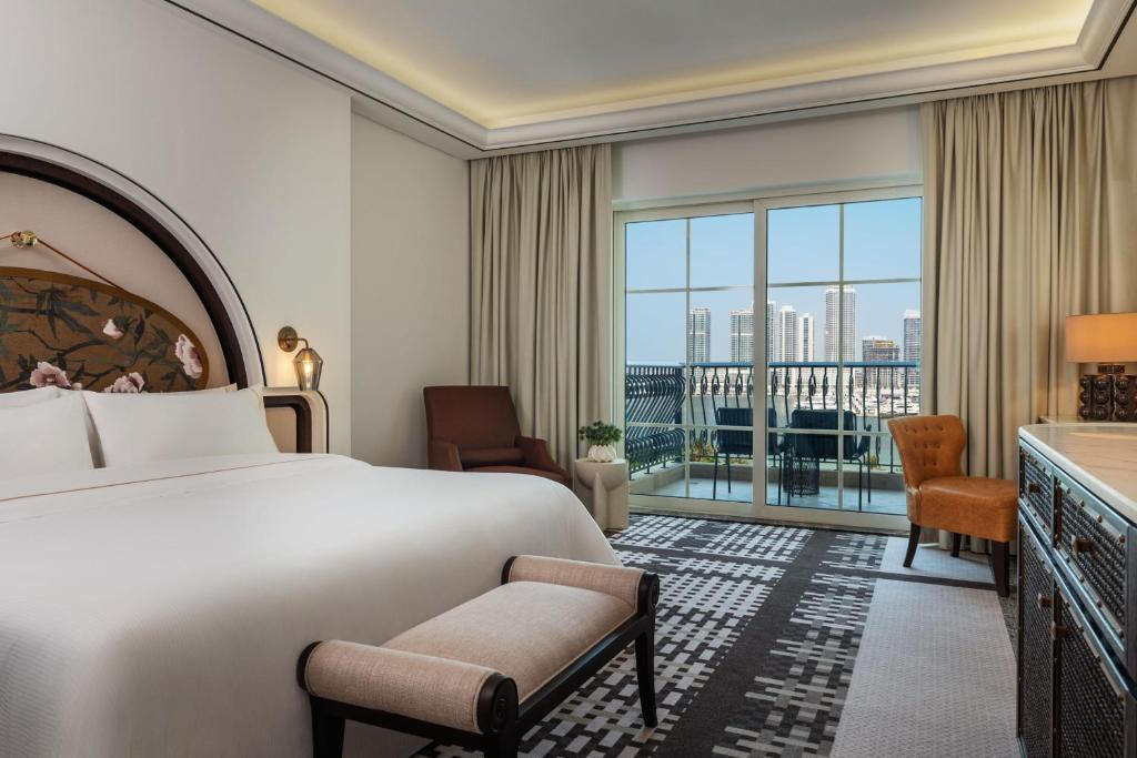 THE WESTIN DUBAI MINA SEYAHI BEACH RESORT & MARINA