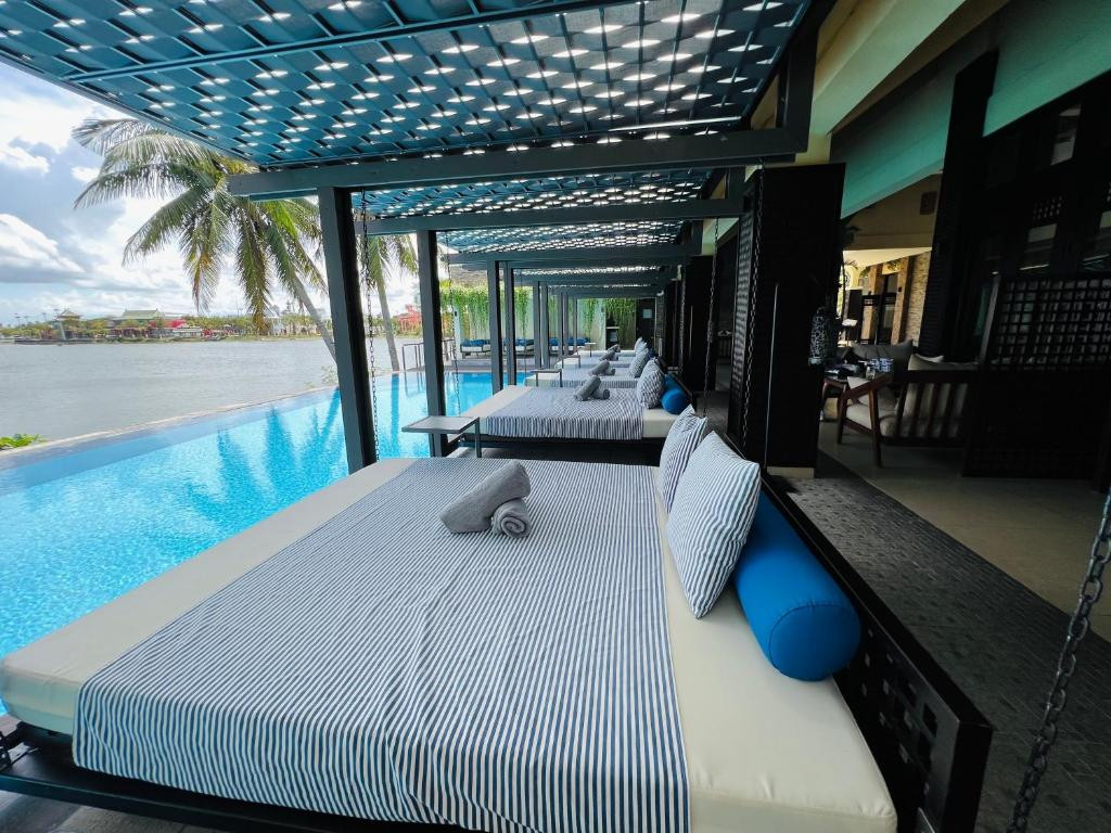 THE BLOSSOM RESORT ISLAND DA NANG