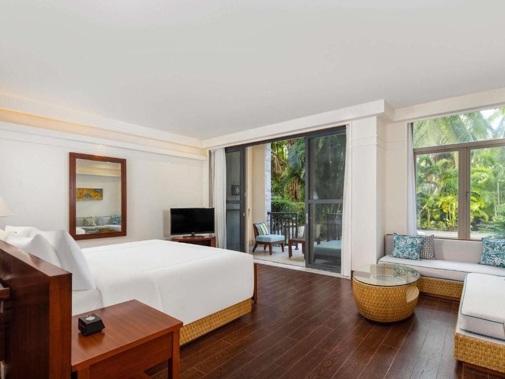 SWISSOTEL & GRAND MERCURE SANYA YALONG BAY