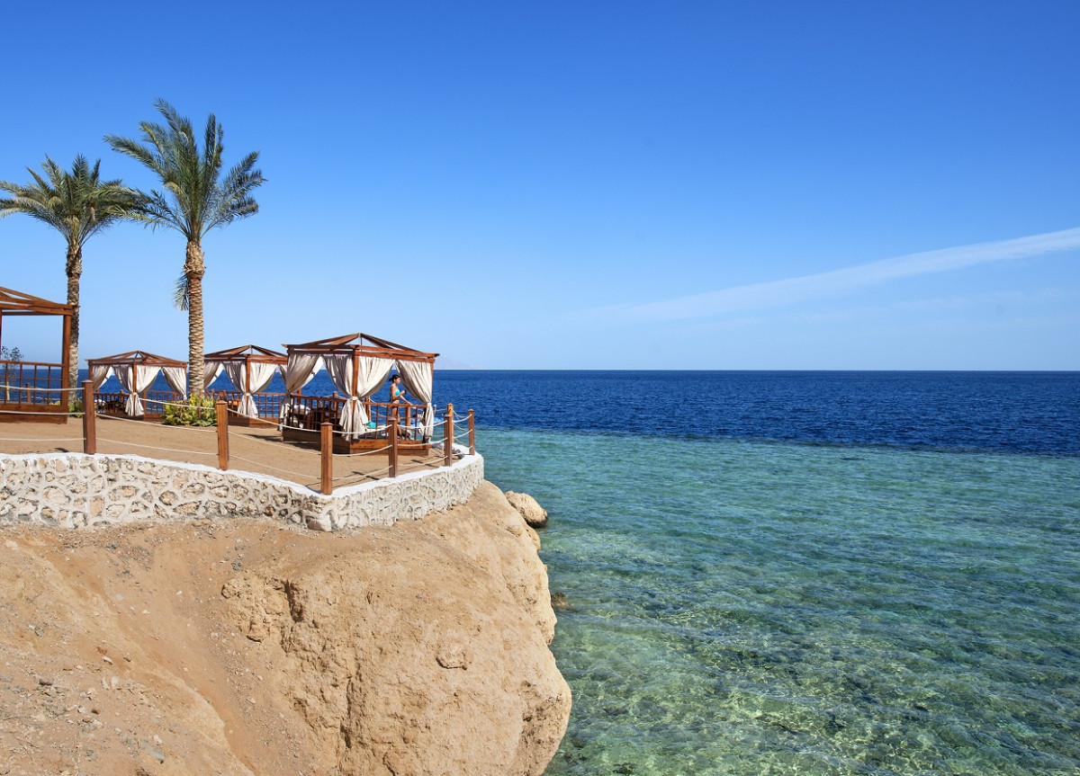 POSH CLUB BY SUNRISE GRAND SELECT MONTEMARE RESORT