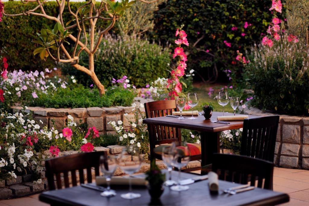 NAAMA BAY PROMENADE BEACH RESORT