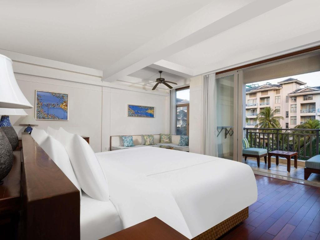 SWISSOTEL & GRAND MERCURE SANYA YALONG BAY