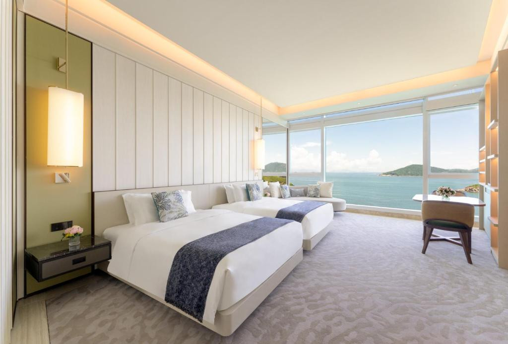 THE FULLERTON OCEAN PARK HOTEL HONG KONG