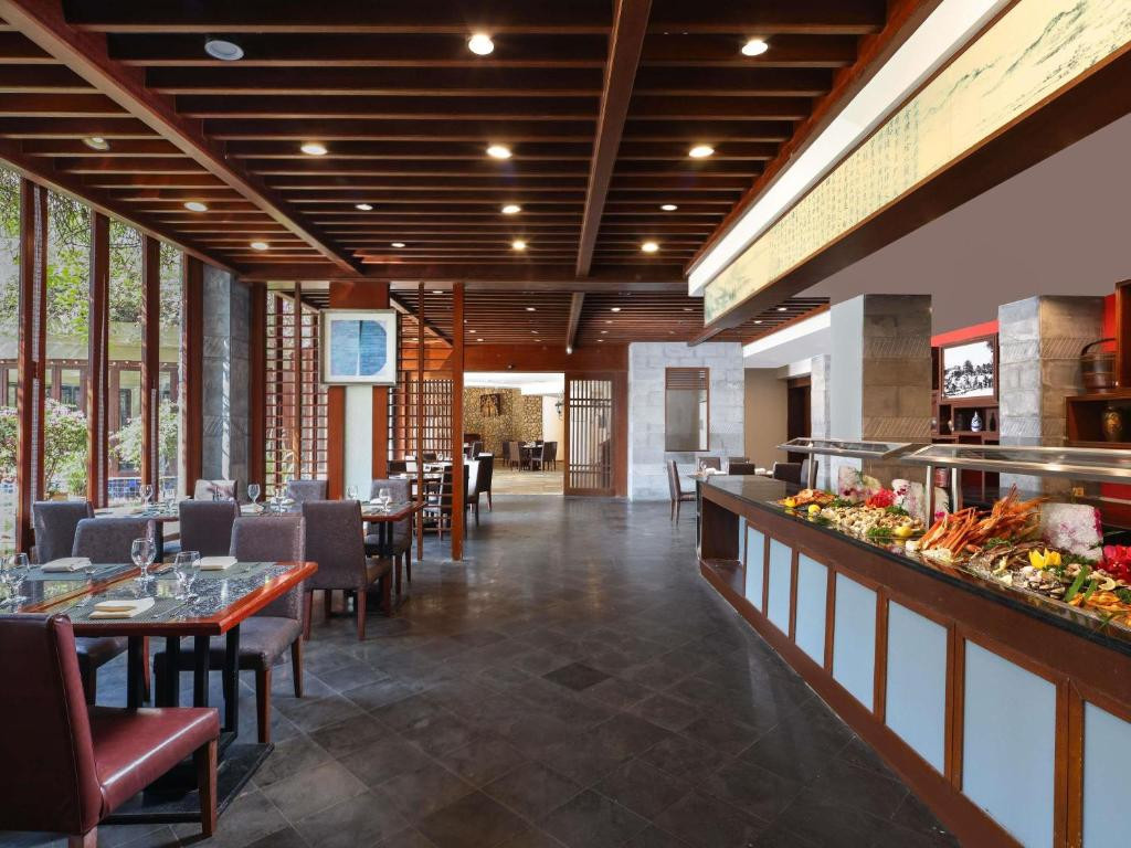 SWISSOTEL & GRAND MERCURE SANYA YALONG BAY