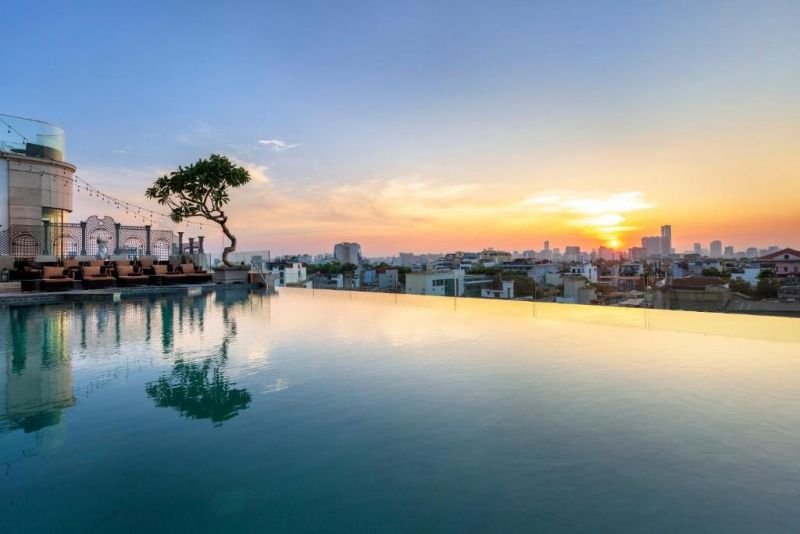 PERIDOT GRAND LUXURY BOUTIQUE HOTEL