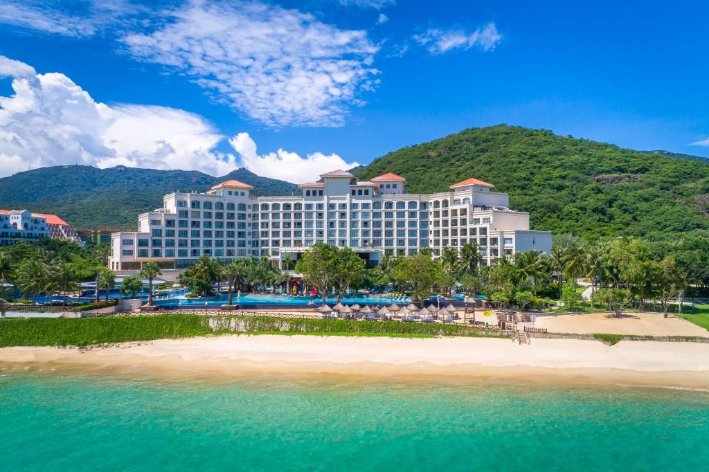 OCEAN VIEW RESORT YALONG BAY (EX. LAN RESORT SANYA)