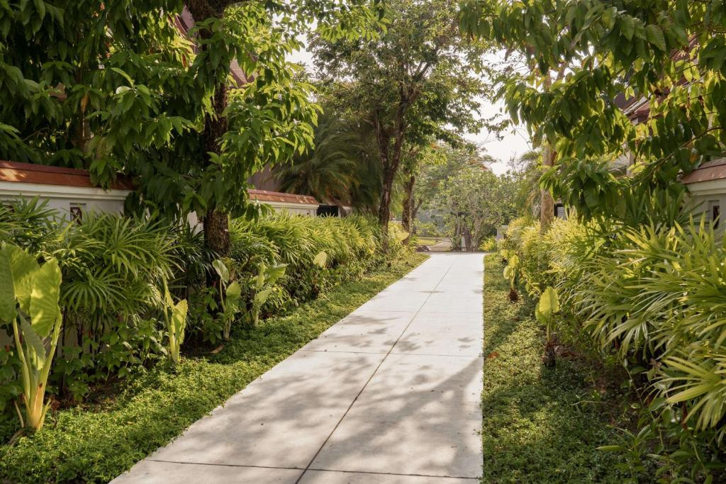 DOUBLEPOOL VILLAS BANYAN TREE