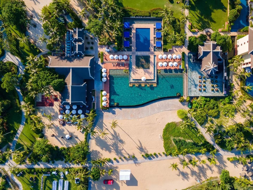 THE RITZ-CALRTON SANYA YALONG BAY