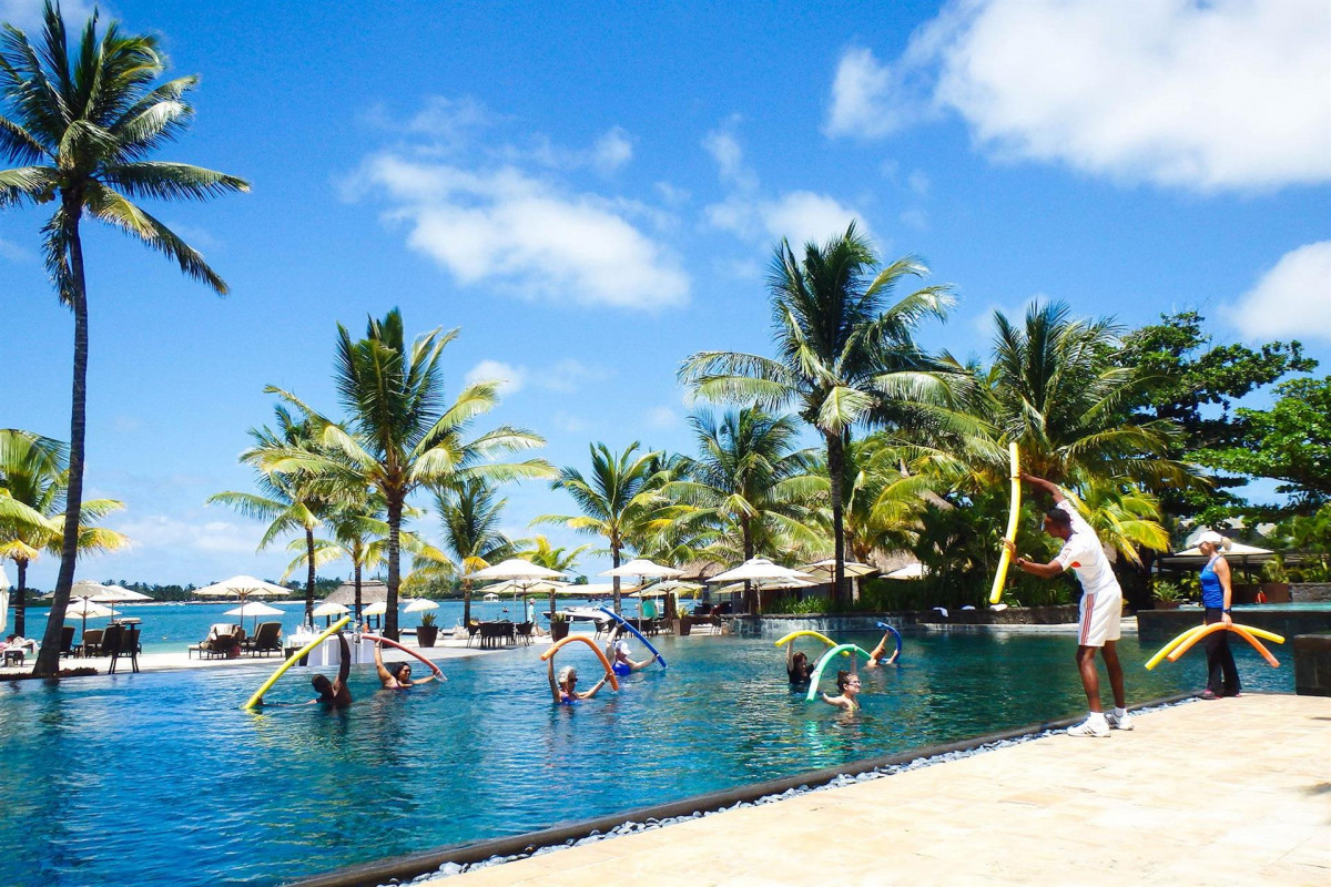 THE BAY CLUB AT ANAHITA