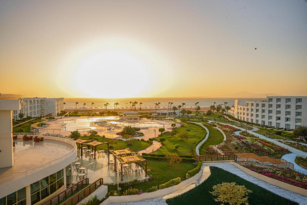 STAR RESORT & AQUA PARK