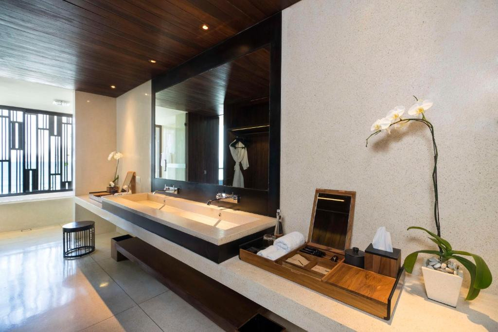 ALILA SEMINYAK