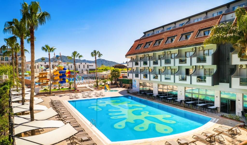 DEDEMAN KEMER RESORT