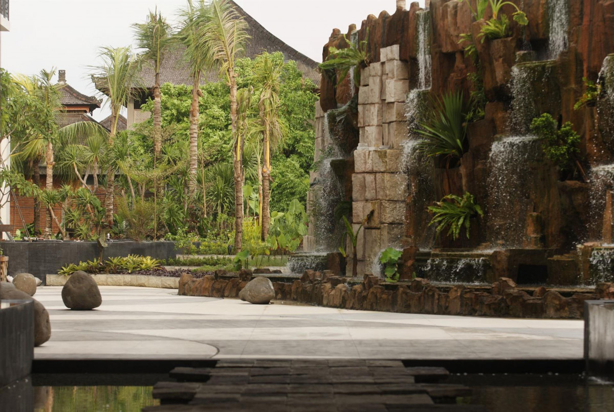 TS SUITES SEMINYAK
