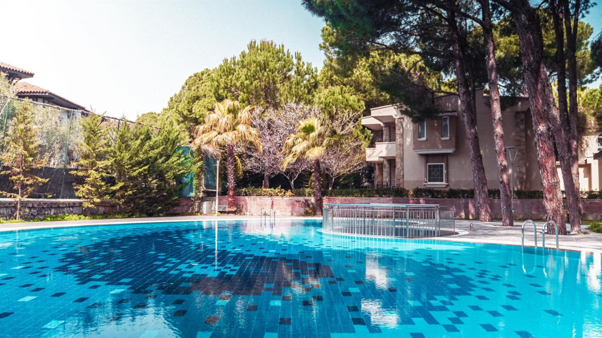 PINE BEACH BELEK